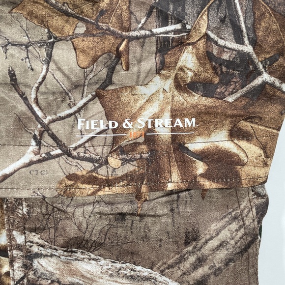 Field & Stream Realtree Xtra Long Sleeve Button Down Camo Shirt With Back Vents - Picture 5 of 7